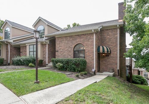 232 Glenstone Cir, Brentwood, TN, 37027-3916 | Card Image