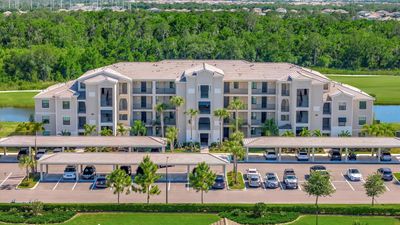 207 - 18008 Gawthrop Drive, Condo with 2 bedrooms, 2 bathrooms and null parking in Bradenton FL | Image 1