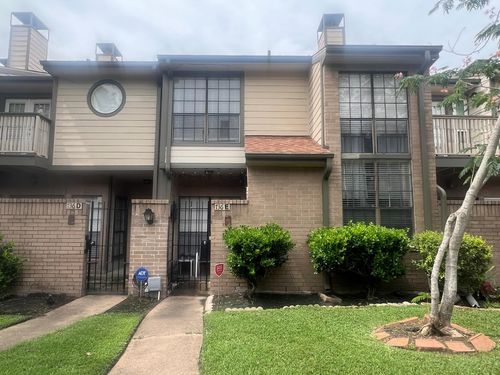 e-736 Country Place Dr, Houston, TX, 77079-5539 | Card Image