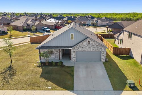1 Covey Ln, Sanger, TX, 76266-1570 | Card Image