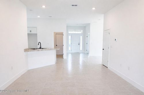 1516 Kylar Dr Nw, Palm Bay, FL, 32907-7611 | Card Image