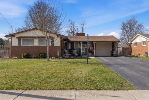 1350 Haist St, Ridgeville, ON, L0S1M0 | Card Image