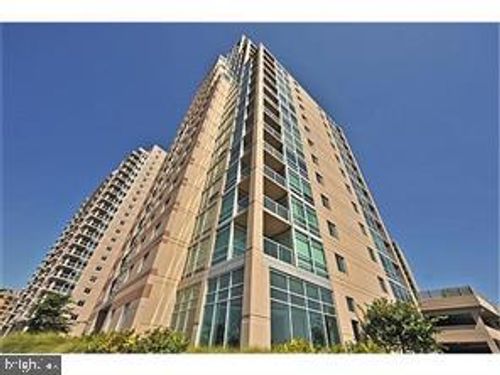 unit-r1401-901 N Penn St, PHILADELPHIA, PA, 19123-3153 | Card Image