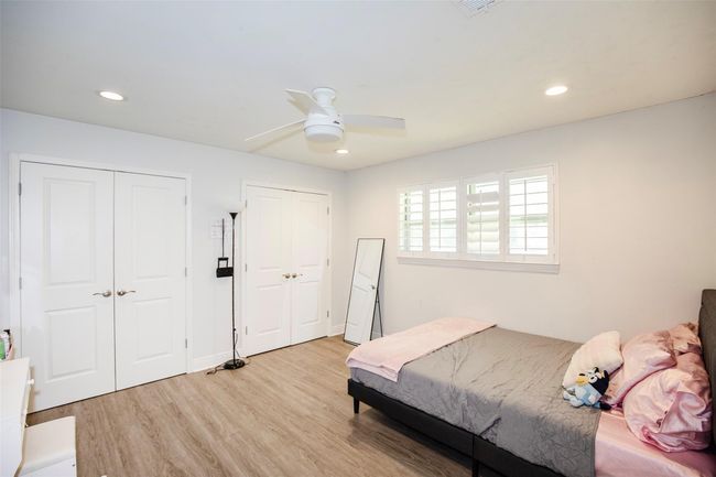 Secondary bedroom | Image 17