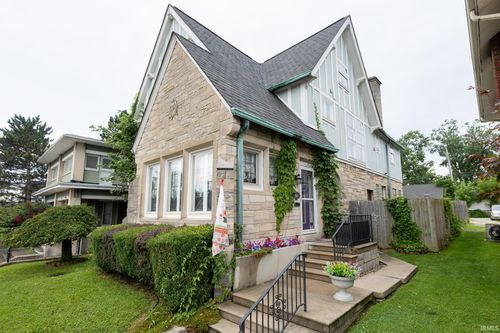 1601 16th St, Bedford, IN, 47421-3611 | Card Image