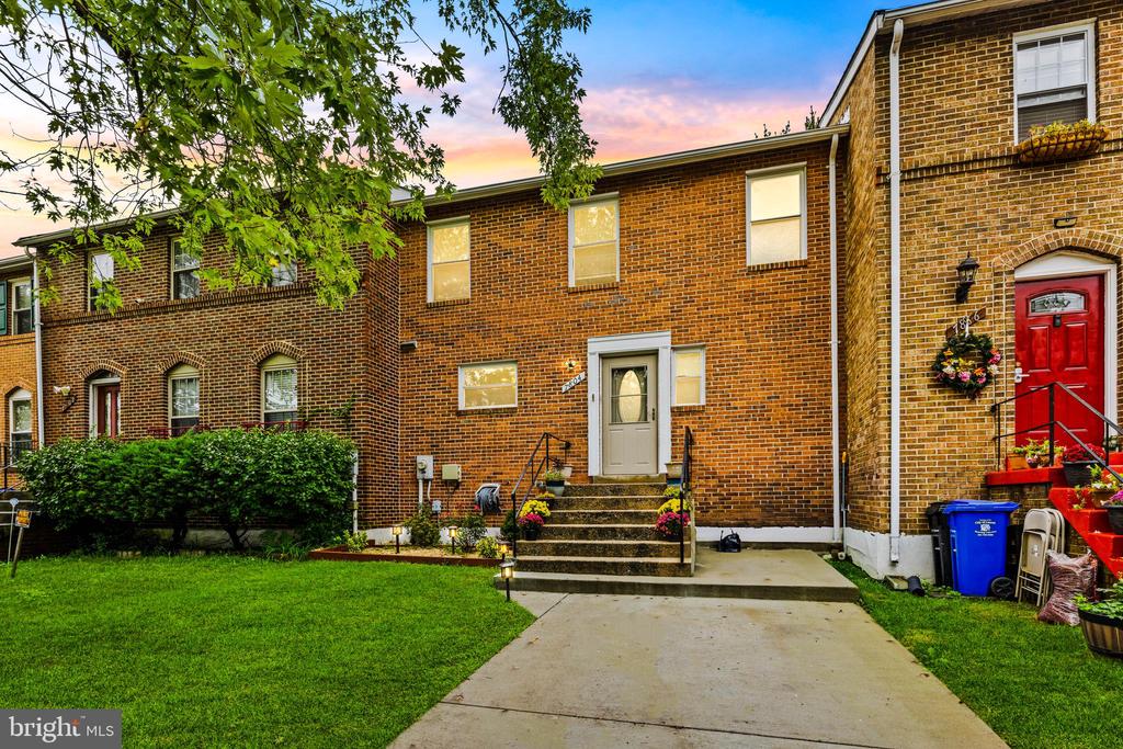 Carissa Ln, Laurel, MD 20707