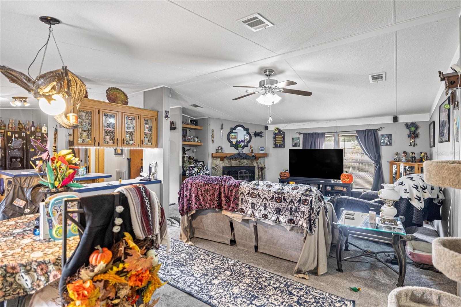 Residential in BELLEVIEW 5