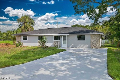 13820 1st St, Fort Myers, FL, 33905-2104 | Card Image