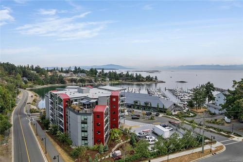 202-3529 Dolphin Dr, Nanoose Bay, BC, V9P9J7 | Card Image