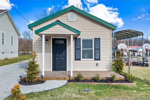 206 N Front St, Henryville, IN, 47126-9771 | Card Image