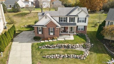 6237 Lismore Circle, Home with 4 bedrooms, 2 bathrooms and null parking in Grand Blanc Twp MI | Image 3