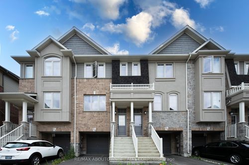 15 Barley Lane, Ancaster, ON, L9K0K1 | Card Image