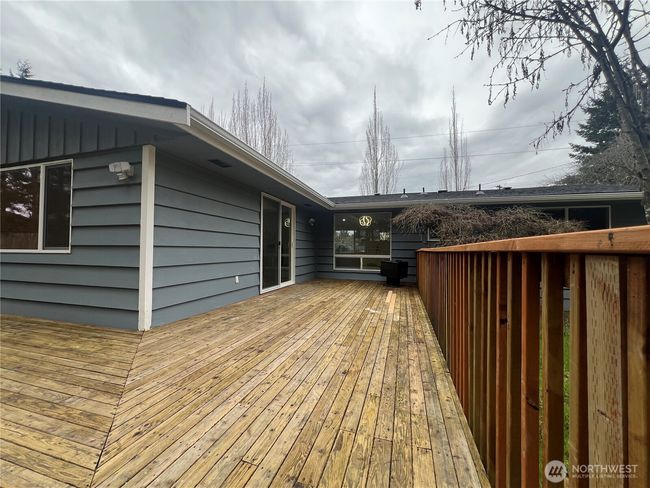 3711 Grandview Dr W, House other with 3 bedrooms, 3 bathrooms and 2 parking in University Place WA | Image 10
