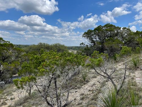 LOT 2 Beacon Rd, Lakehills, TX, 78063 | Card Image