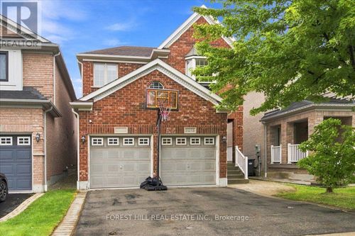 3273 Respond Rd, Mississauga, ON, L5M7X5 | Card Image