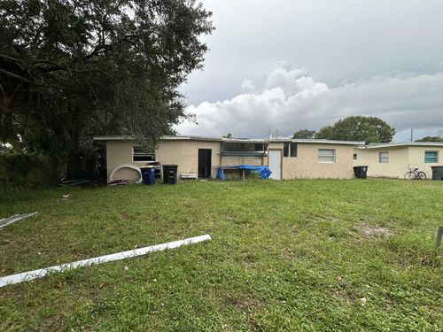 a-and-b-506 Holly Ave, Fort Pierce, FL, 34982-6030 | Card Image
