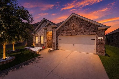 9012 Conroe Dr, Argyle, TX, 76226-6673 | Card Image
