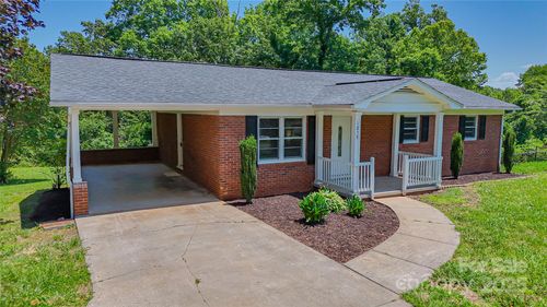 1838 Harmon St, Morganton, NC, 28655-9523 | Card Image