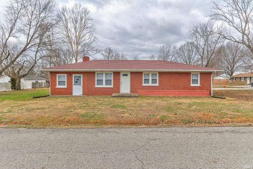 817 N Illinois Street, Chandler, IN, 47610-9743 | Card Image