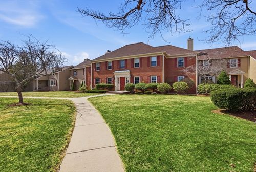 167-167 Village Post Rd, Danvers, MA, 01923-2681 | Card Image