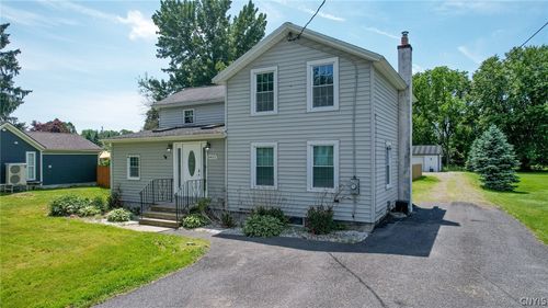 8403 Gaskin Rd, Baldwinsville, NY, 13027-9221 | Card Image