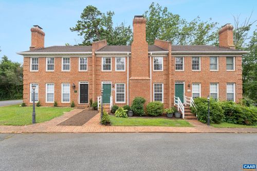 2752 Hydraulic Rd, Charlottesville, VA, 22901-8915 | Card Image