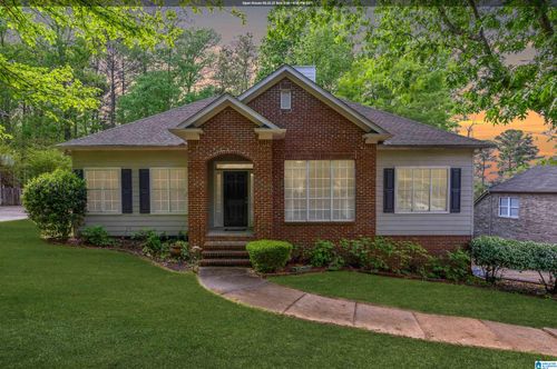 2246 Clairmont Dr, LEEDS, AL, 35094-7563 | Card Image