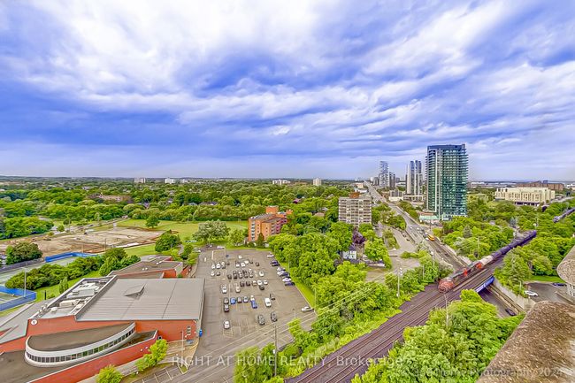 PH5 - 1 Belvedere Crt, Condo with 1 bedrooms, 2 bathrooms and 1 parking in Brampton ON | Image 32
