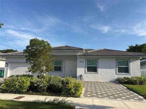 12622 Sw 224th St, Miami, FL, 33170-6337 | Card Image