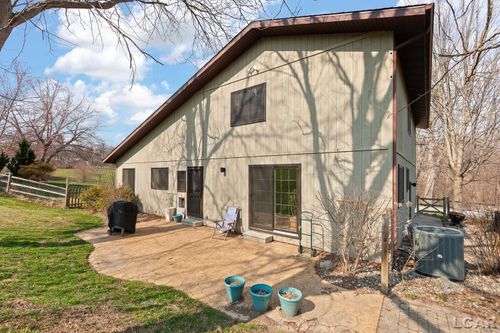 4523 N Clubview Dr, Adrian, MI, 49221-8437 | Card Image