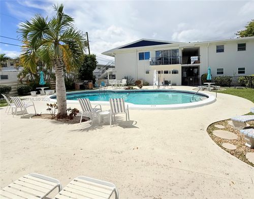 16b-3600 Harrison St, Hollywood, FL, 33021-7475 | Card Image