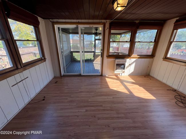 Sunroom | Image 12