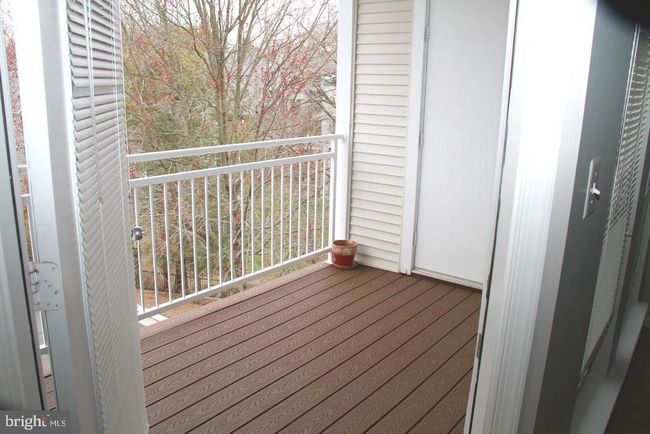 APT-301 - 1520 N Point Dr, Condo with 2 bedrooms, 2 bathrooms and null parking in RESTON VA | Image 7