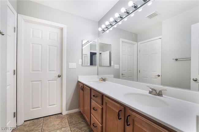 10259 Wolves Den Ln, House other with 4 bedrooms, 3 bathrooms and null parking in Las Vegas NV | Image 28