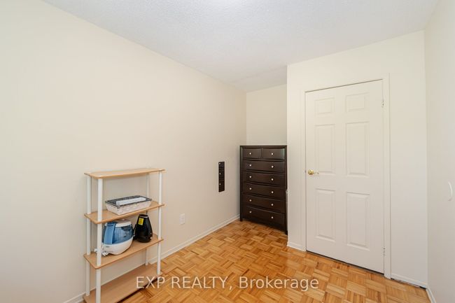 80 - 60 Hanson Rd, Condo with 4 bedrooms, 2 bathrooms and 1 parking in Mississauga ON | Image 25
