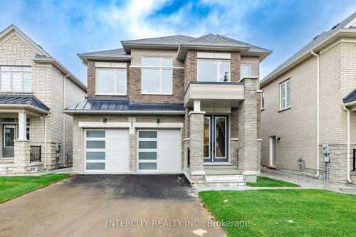 9 Dolomite Dr, Brampton, ON, L6P4R6 | Card Image