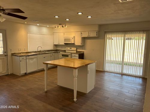 12605 N 42nd Avenue, Phoenix, AZ, 85029 | Card Image