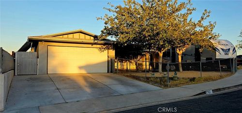 321 Muir Ave, Barstow, CA, 92311-5452 | Card Image