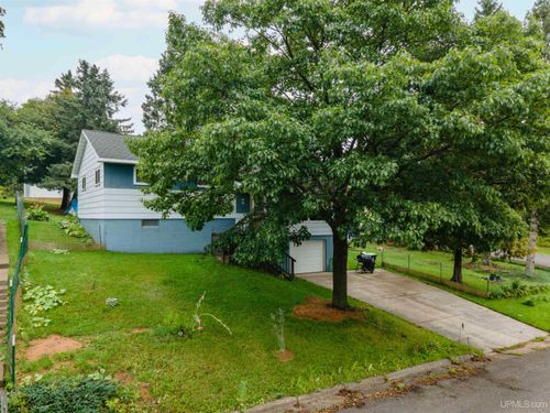 106 3rd Street, Alpha, MI, 49902 | Card Image