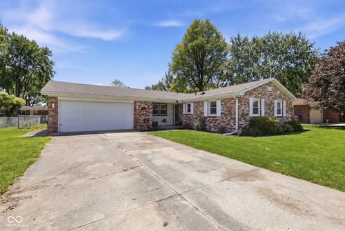 1709 47th St, Anderson, IN, 46013-2711 | Card Image