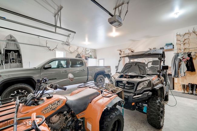 2 car Garage | Image 30