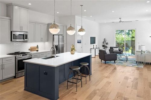 6321 Keegans Dr, Austin, TX, 78724-2102 | Card Image