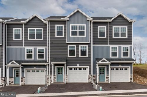 168 Highpoint Park Dr, PLEASANT GAP, PA, 16823-9671 | Card Image