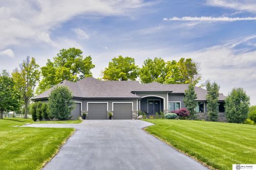 4606 S 184th Plz, Omaha, NE, 68135-1806 | Card Image