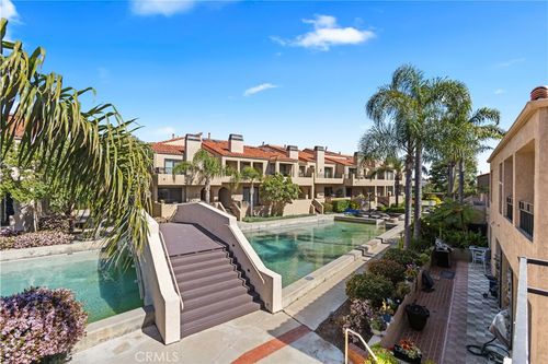16580 Bordeaux Ln, Huntington Beach, CA, 92649-1883 | Card Image