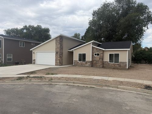 171 S 50 W, Clearfield, UT, 84015-2988 | Card Image