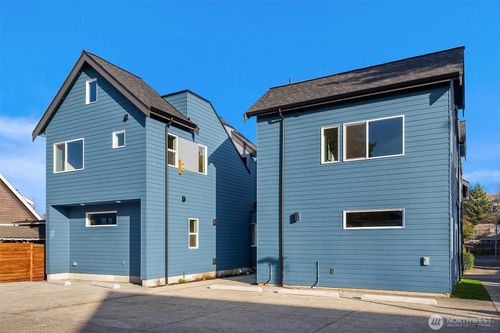 1415 Martin Luther King Jr Way, Seattle, WA, 98122-3127 | Card Image