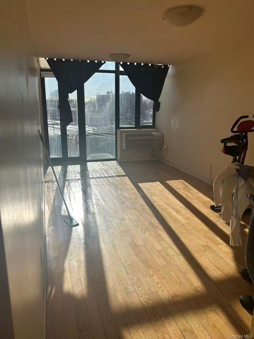 apt-6a-60 Woodhaven Blvd, Elmhurst, NY, 11373-5545 | Card Image