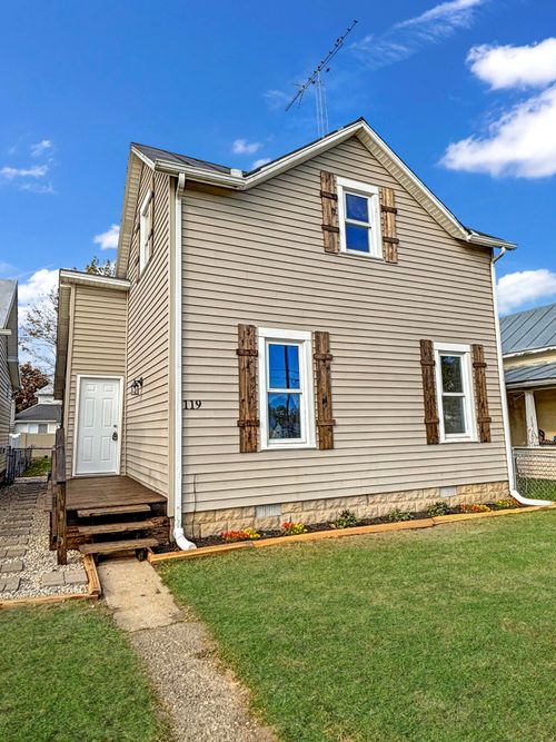 119 N Sycamore St, Union City, OH, 45390-1755 | Card Image