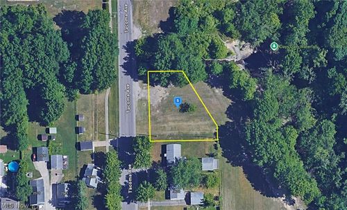 3631 Tacoma Avenue, Lorain, OH, 44055 | Card Image